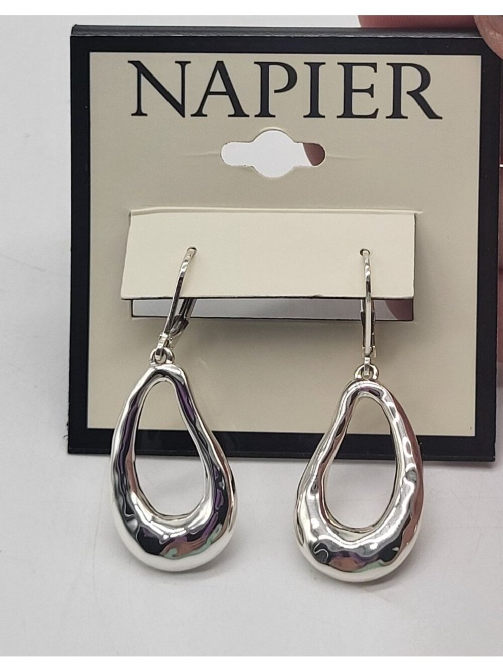 NAPIER Dangle Drop Oval Hammered Textured Earrings Silver Tone - Picture 1 of 5